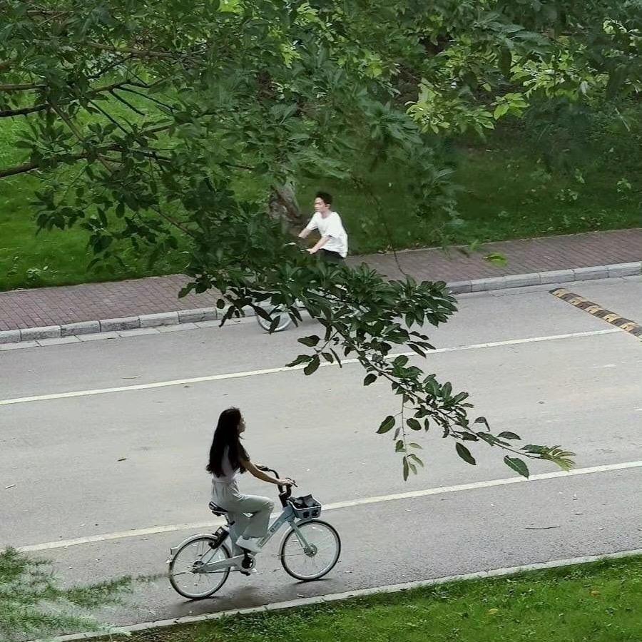 沫檬桃初