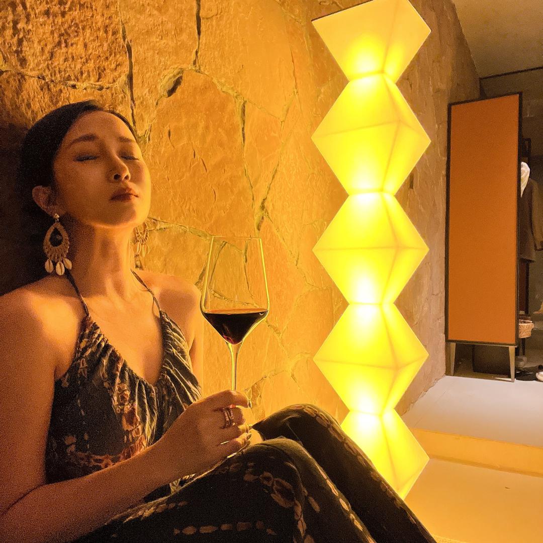 久迹贸易有限公司