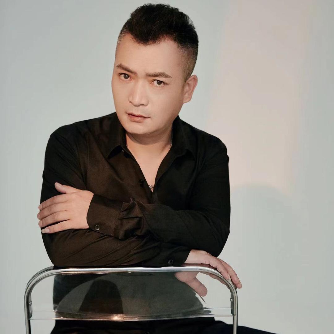 刘磊