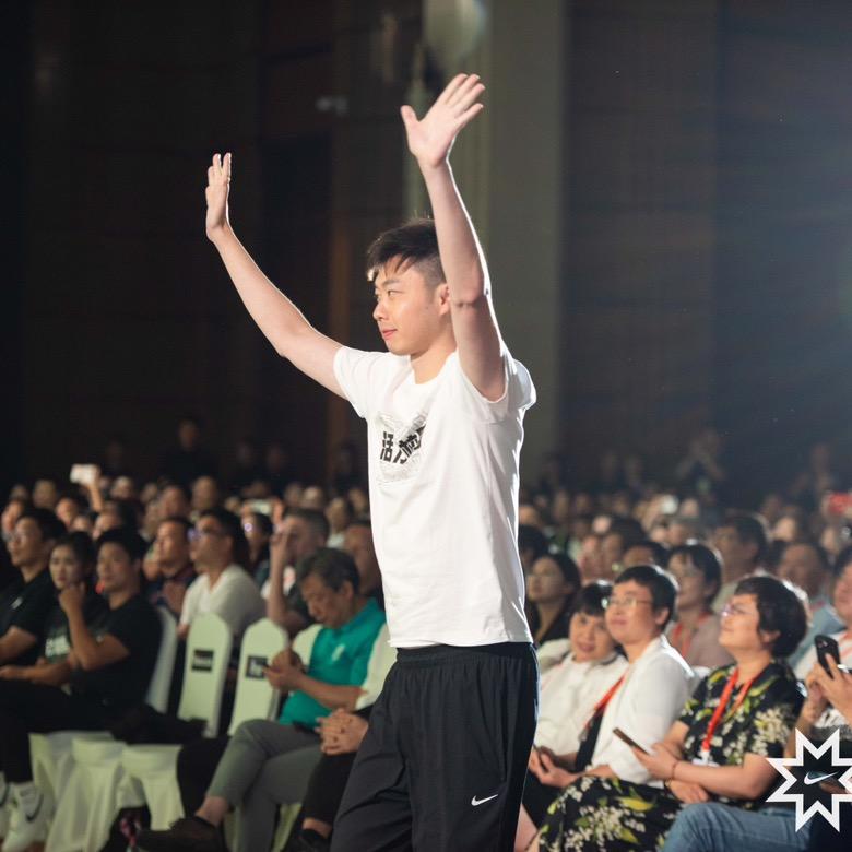 体育老师Marshall