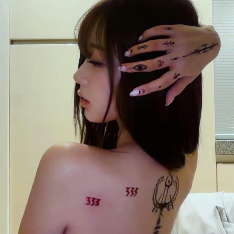 真正的强者就算不洗脚旁人也不敢多言