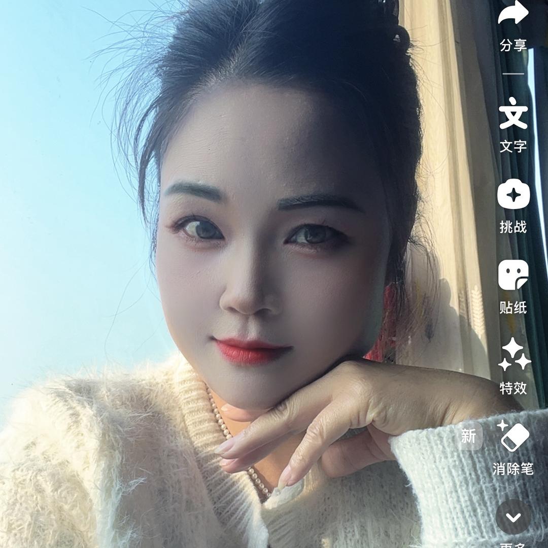 砂石女生   沙沙 🕊️