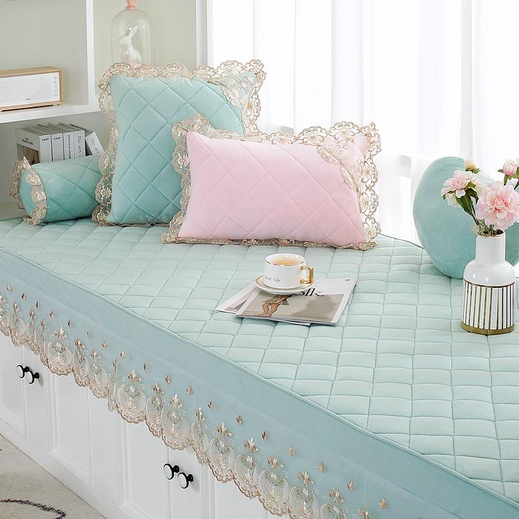 翠荷香月天悠家居用品专卖店