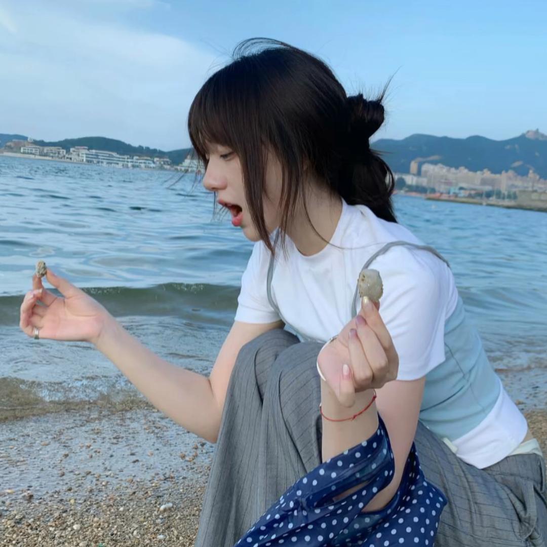_悲伤小小爆