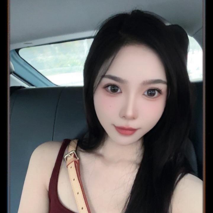 君君小个子羽绒服