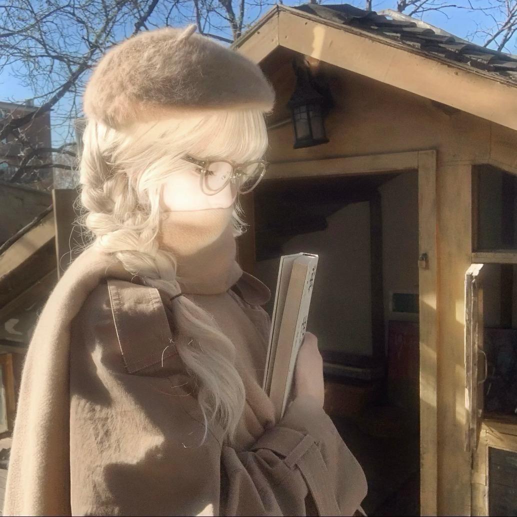 上课吃八宝粥被校领导通报