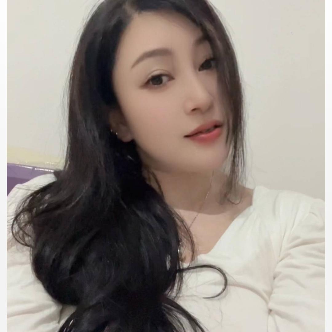 👑丁影🍃💫✨