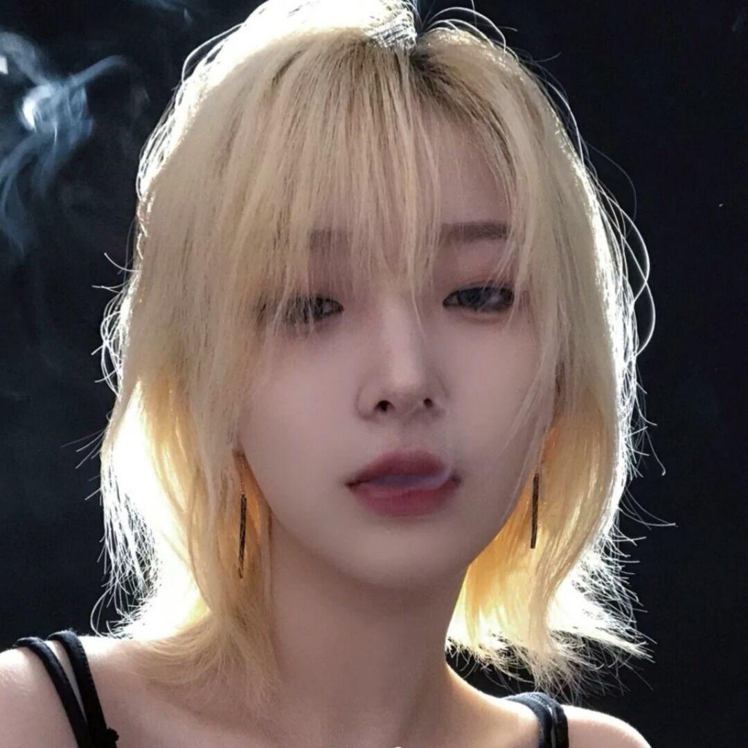 幼稚的小鬼.