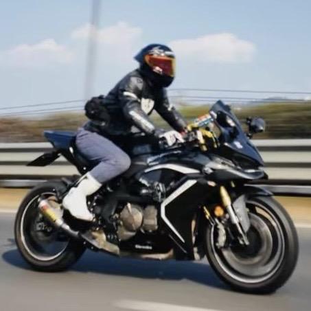 诺师傅玩摩托🏍️