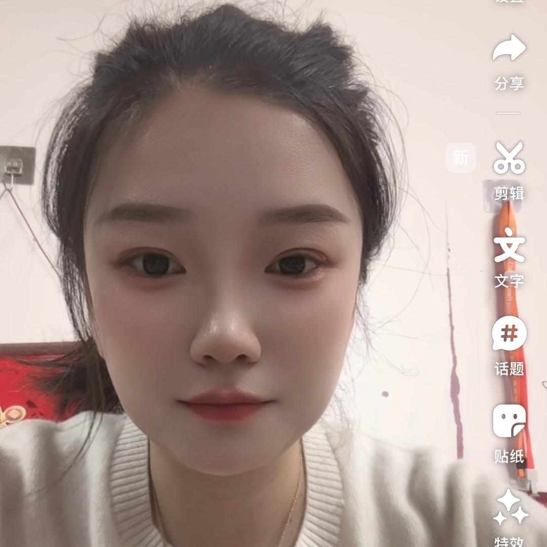 夏邑老何年画批发郭莉（助理）