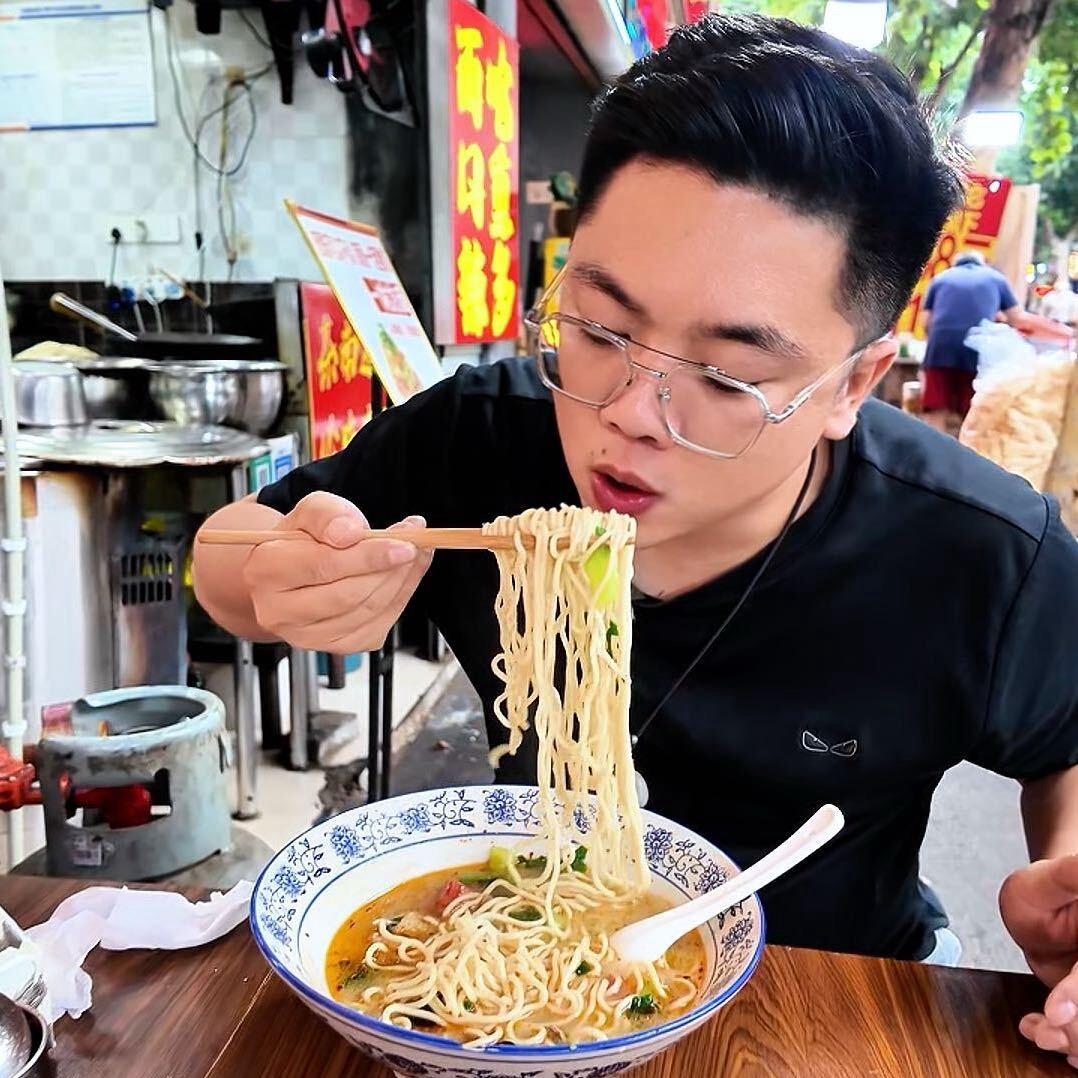 小张在路上🥢
