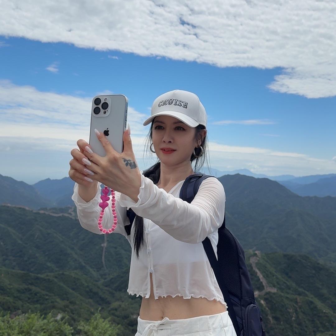 花花《不定时开播》