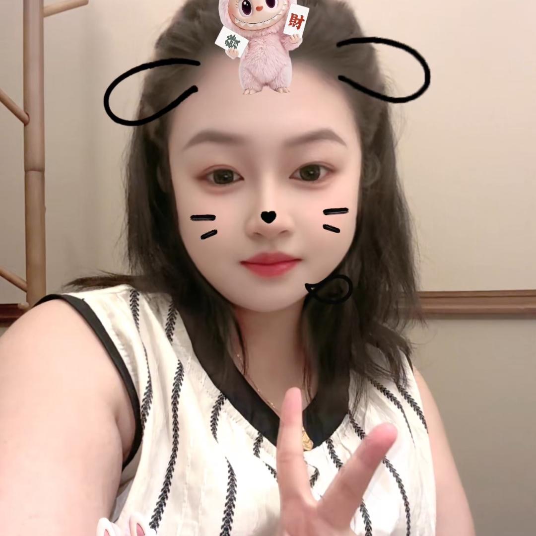 小陳微胖穿搭
