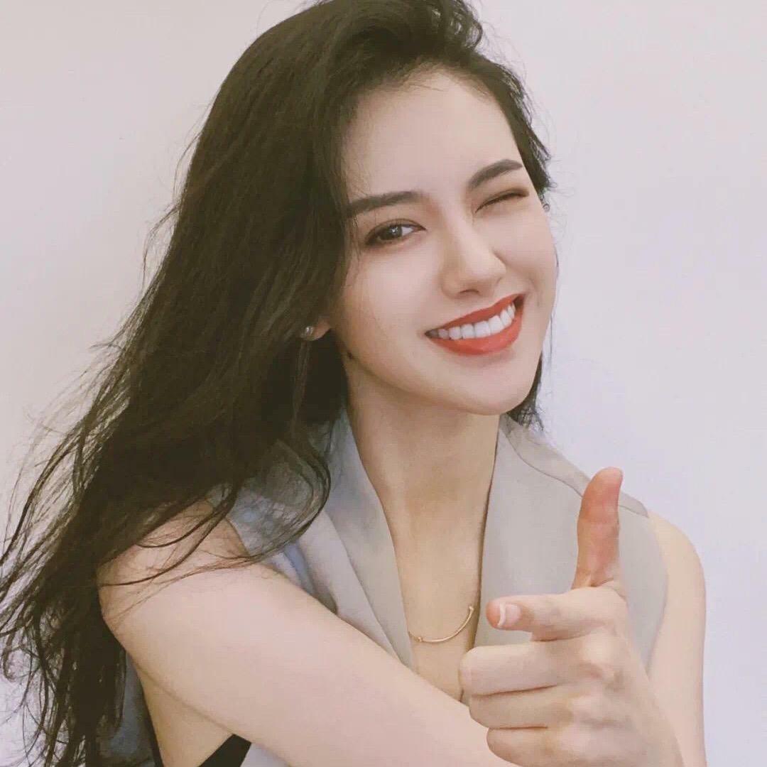 爱C罗的姑娘🇵🇹