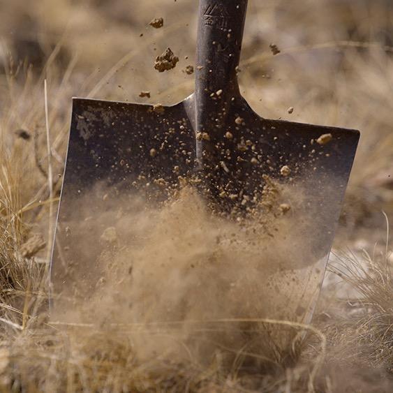 宏屹德峰酒庄（马彦锋）