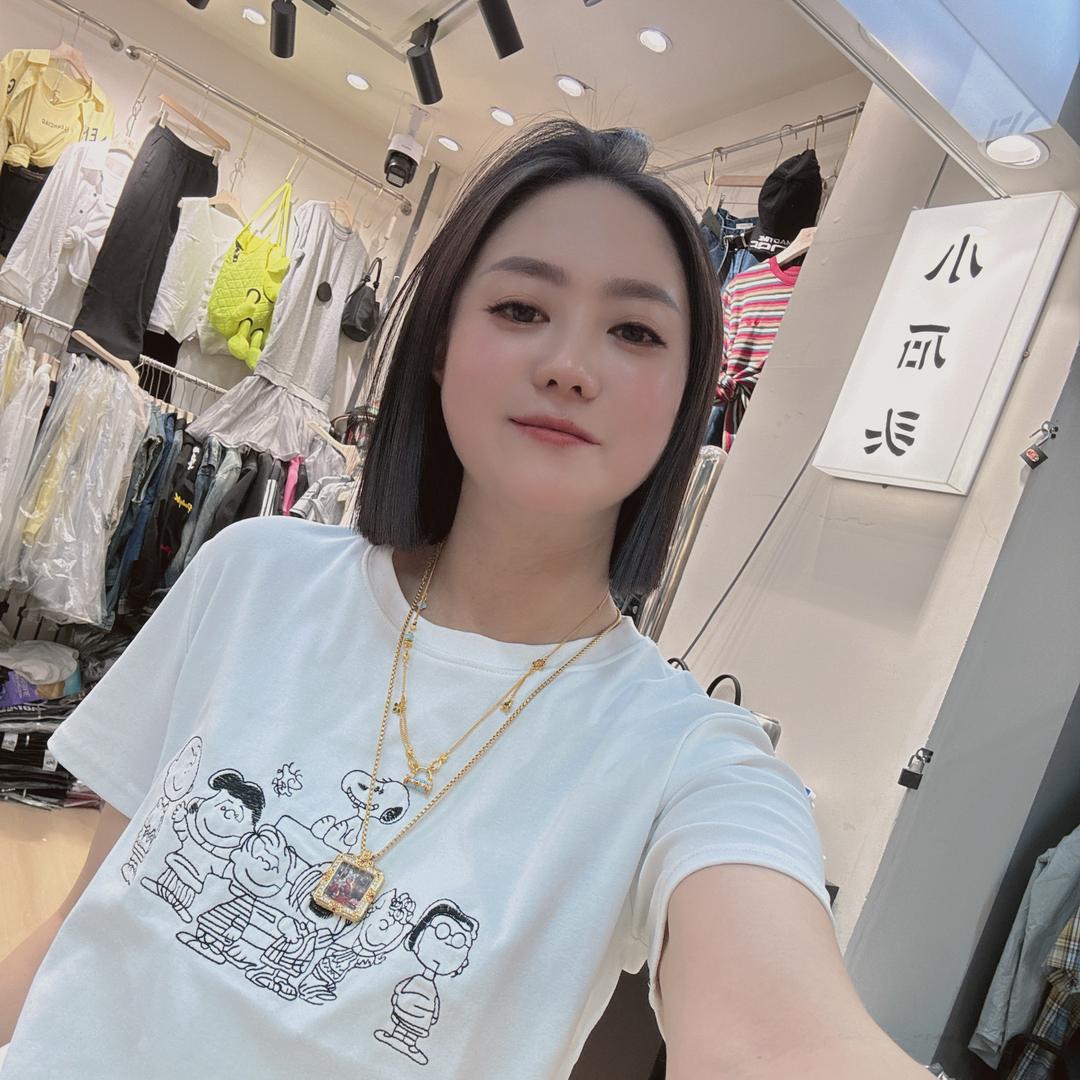 平遥箐霞衣厨服饰中心