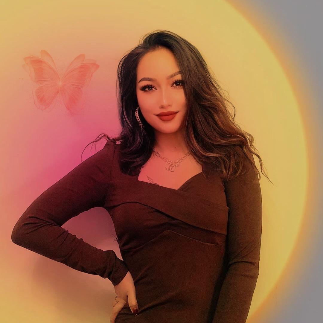 阿依谢服装店👗