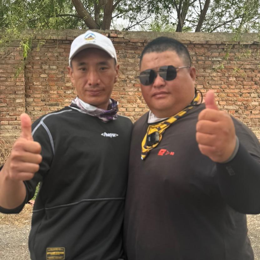 孟岩渔具莫西西