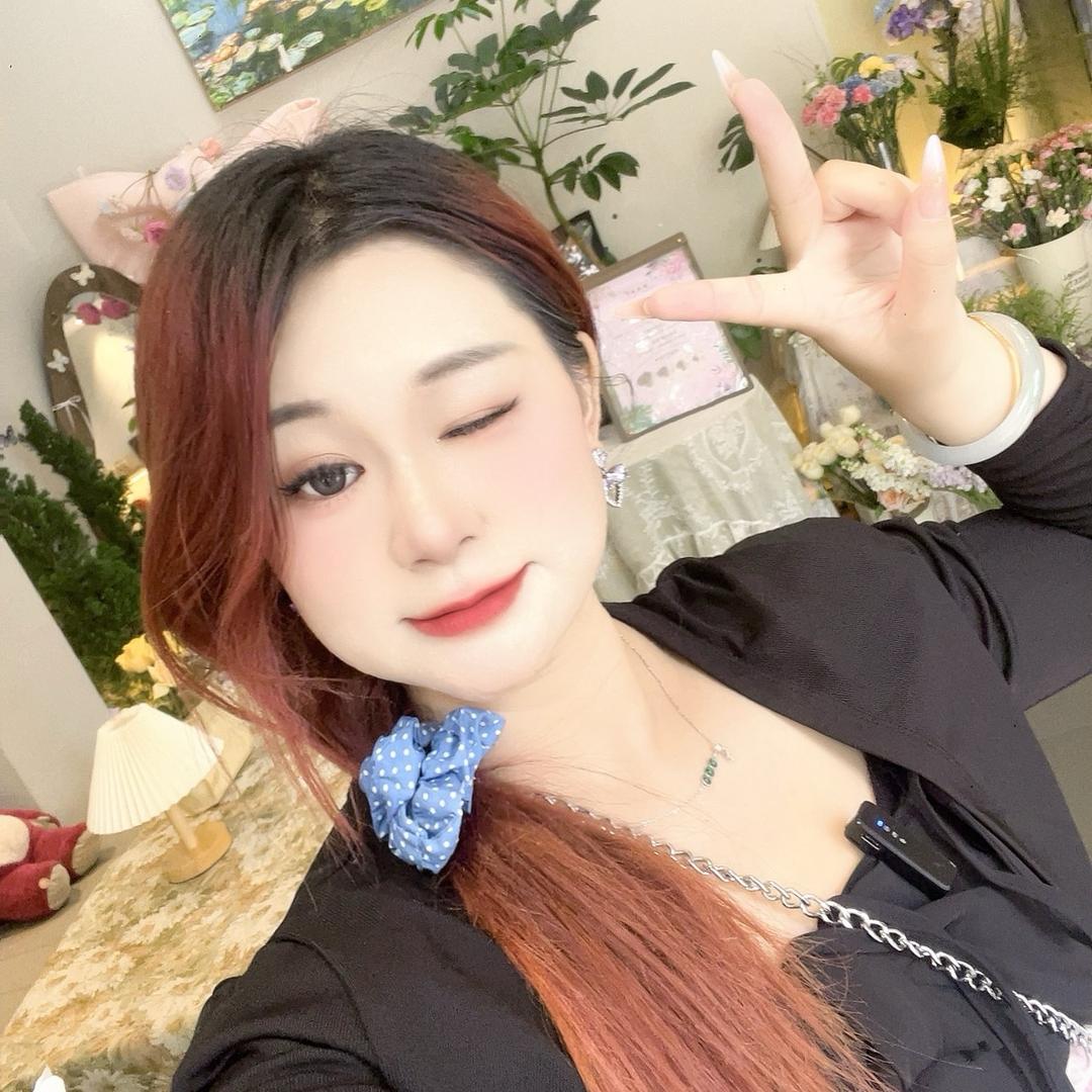 邻家小阿姨·