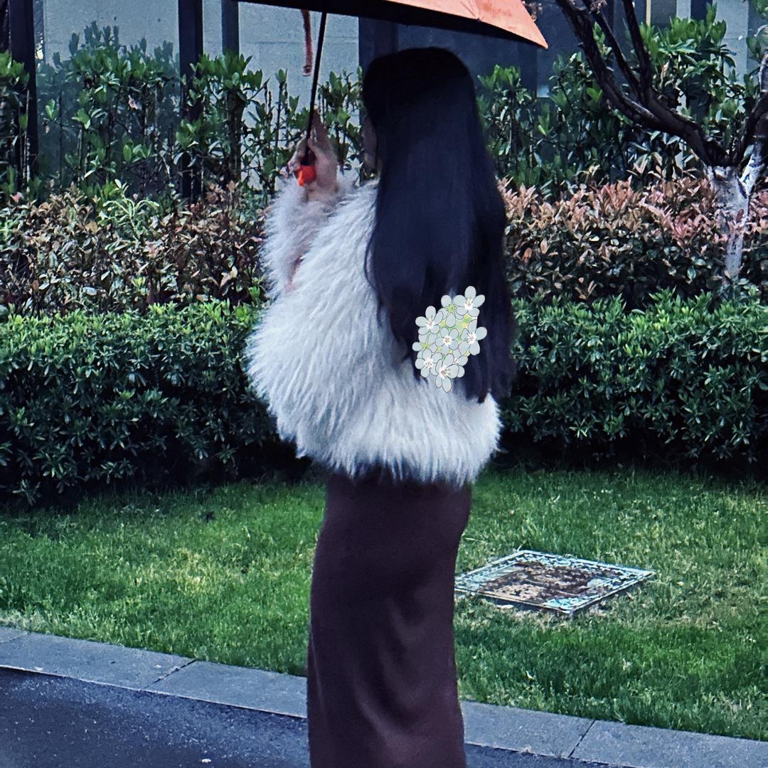 天空酒吧小美眉