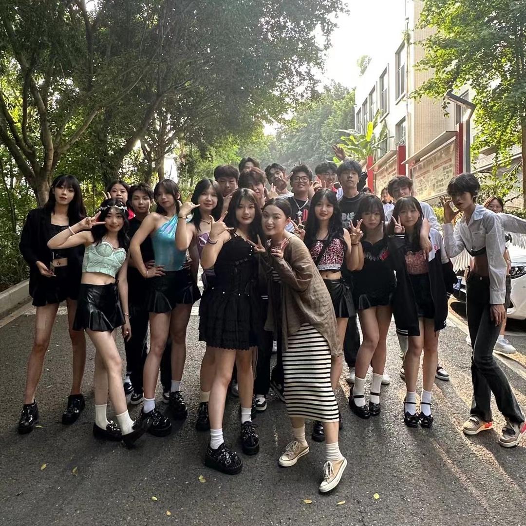 Music Club（重庆市轻工业学校）