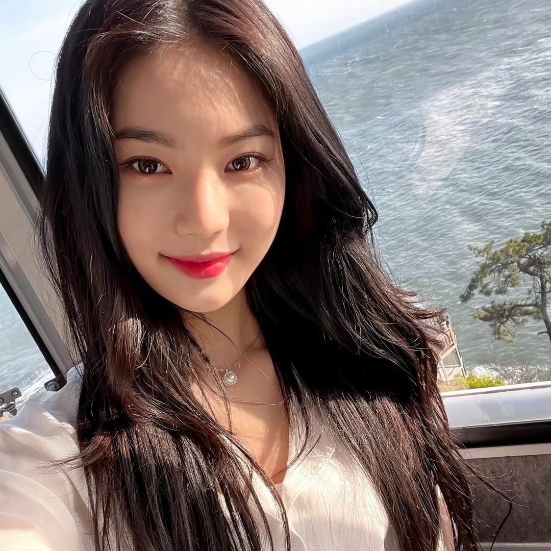 阿花教养鸡