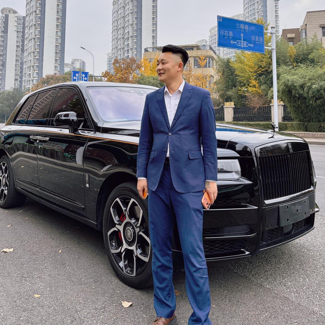 临沂卡泰驰钧立名车收购部