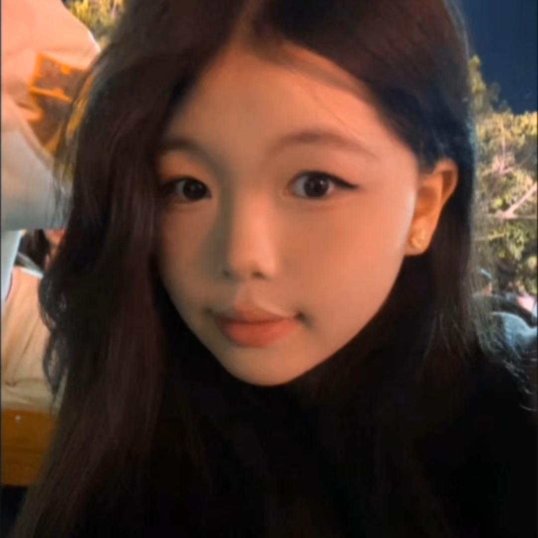 百凯.衣衣