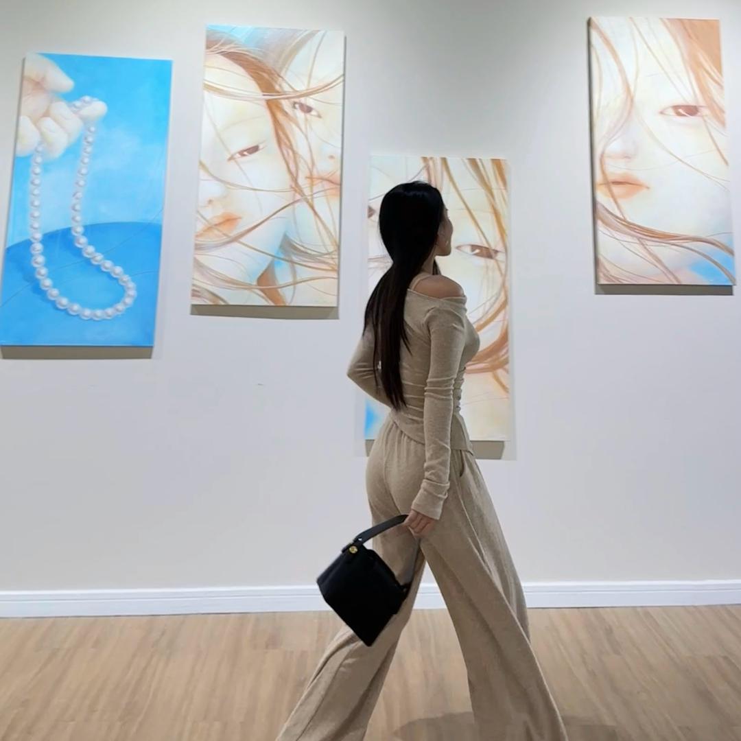 暴揍妮妮i