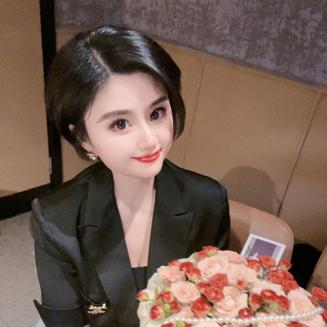 四季小众轻奢饰品