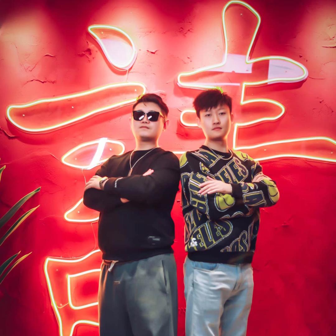 大嘴和他的福爷们