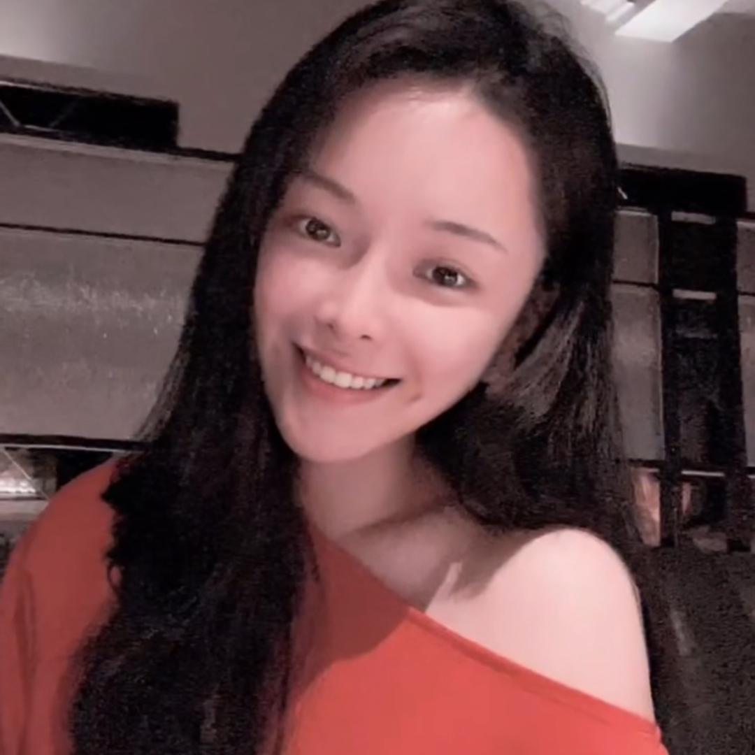 胡小灵