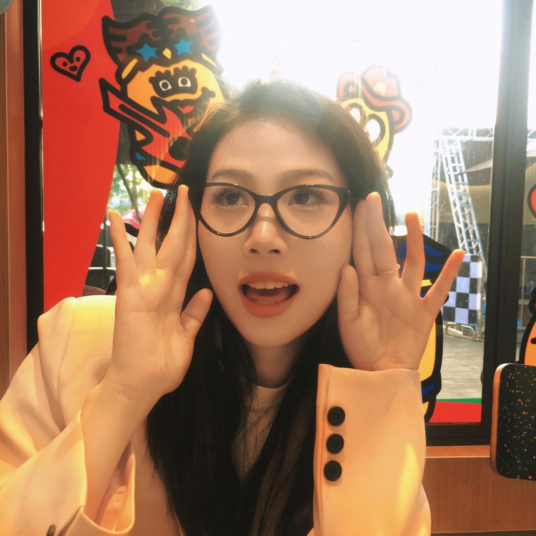酸奶.