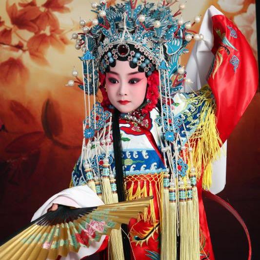 颜敬（开心姥姥）