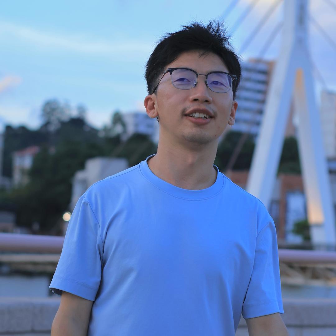 春天 曰