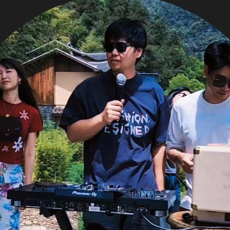火暴的爆