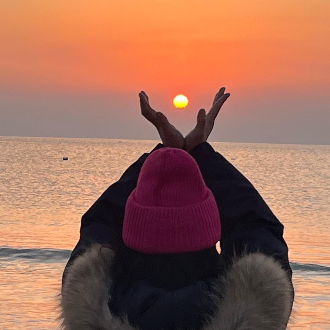 悦 己