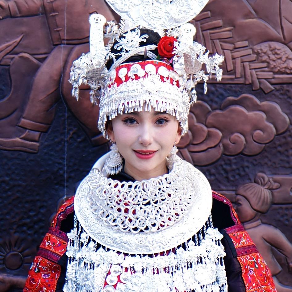 云云呐燕燕