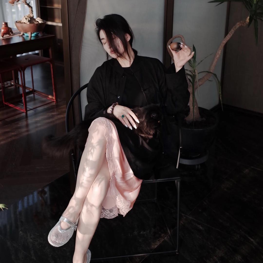 洛哥（简单穿搭）