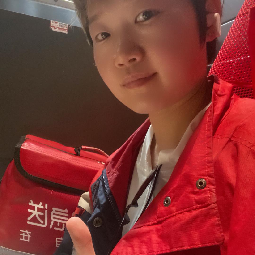 @89年(单亲妈妈)早餐小姐姐