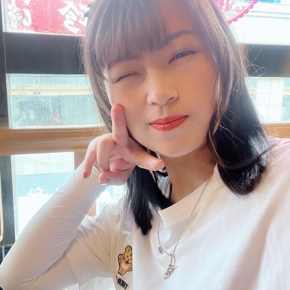 小小在新疆