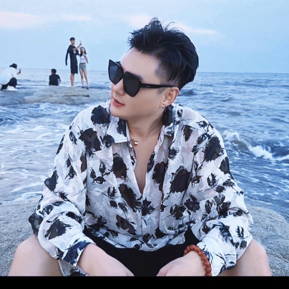 周先生【龍威🐲虎震】