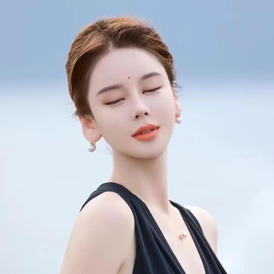 安溪县凤城鞋帽王明河鞋帽