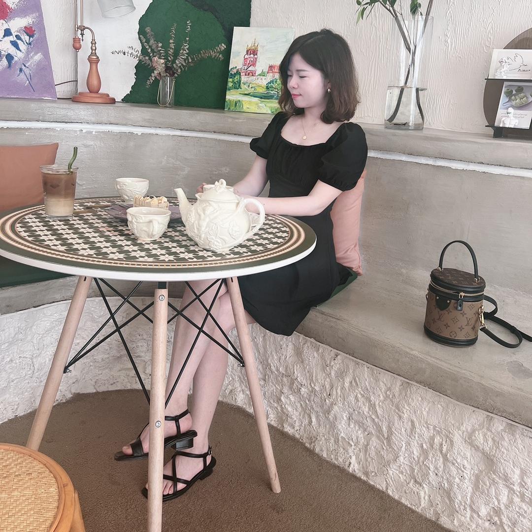 小羊苏茜爱打游戏