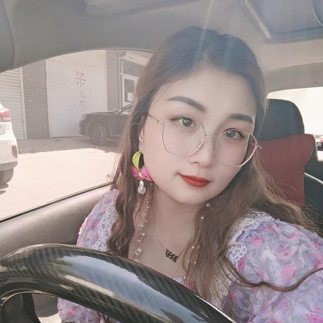 小任👸