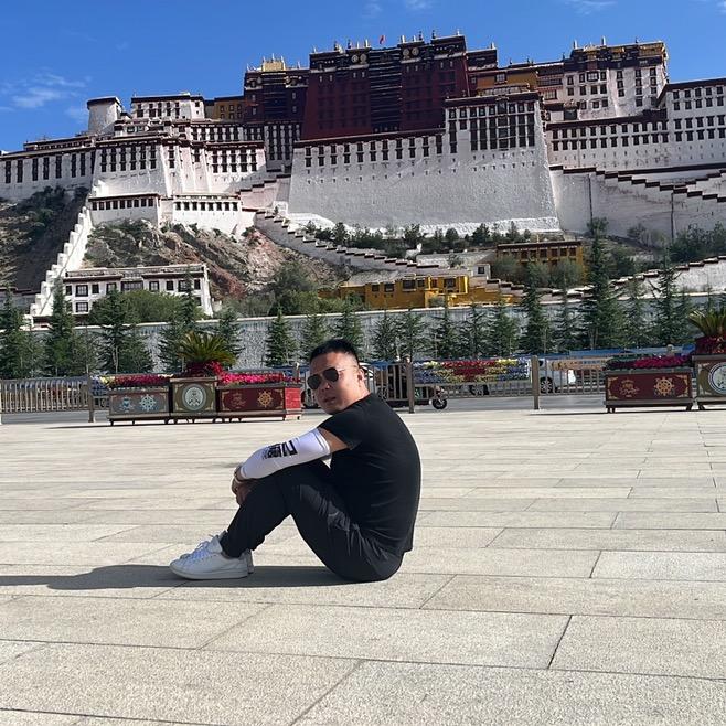 李先生