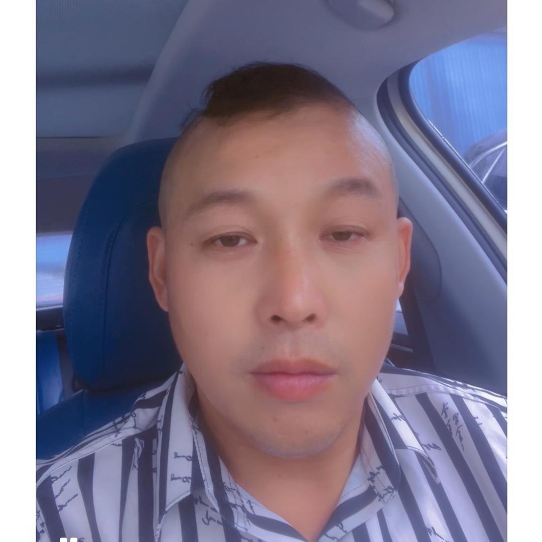 吕四三棵树小吴，专业外墙三棵树，立邦仿石