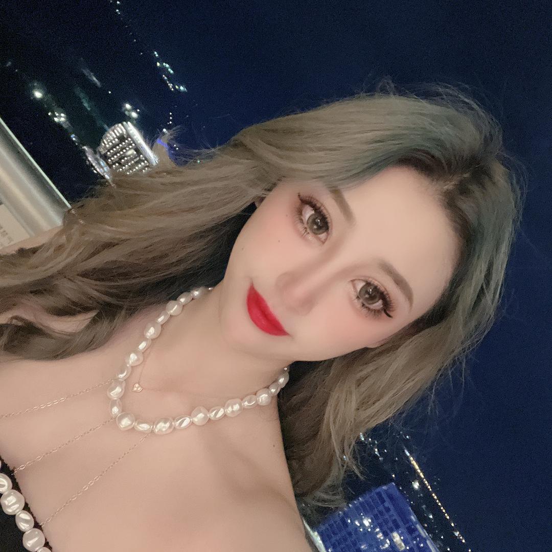 齐婧雯