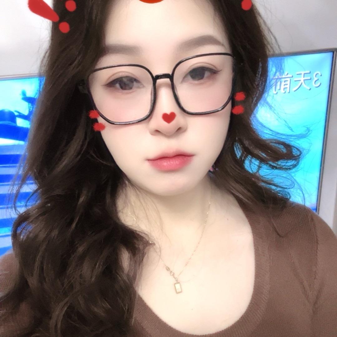 水洛澜姗
