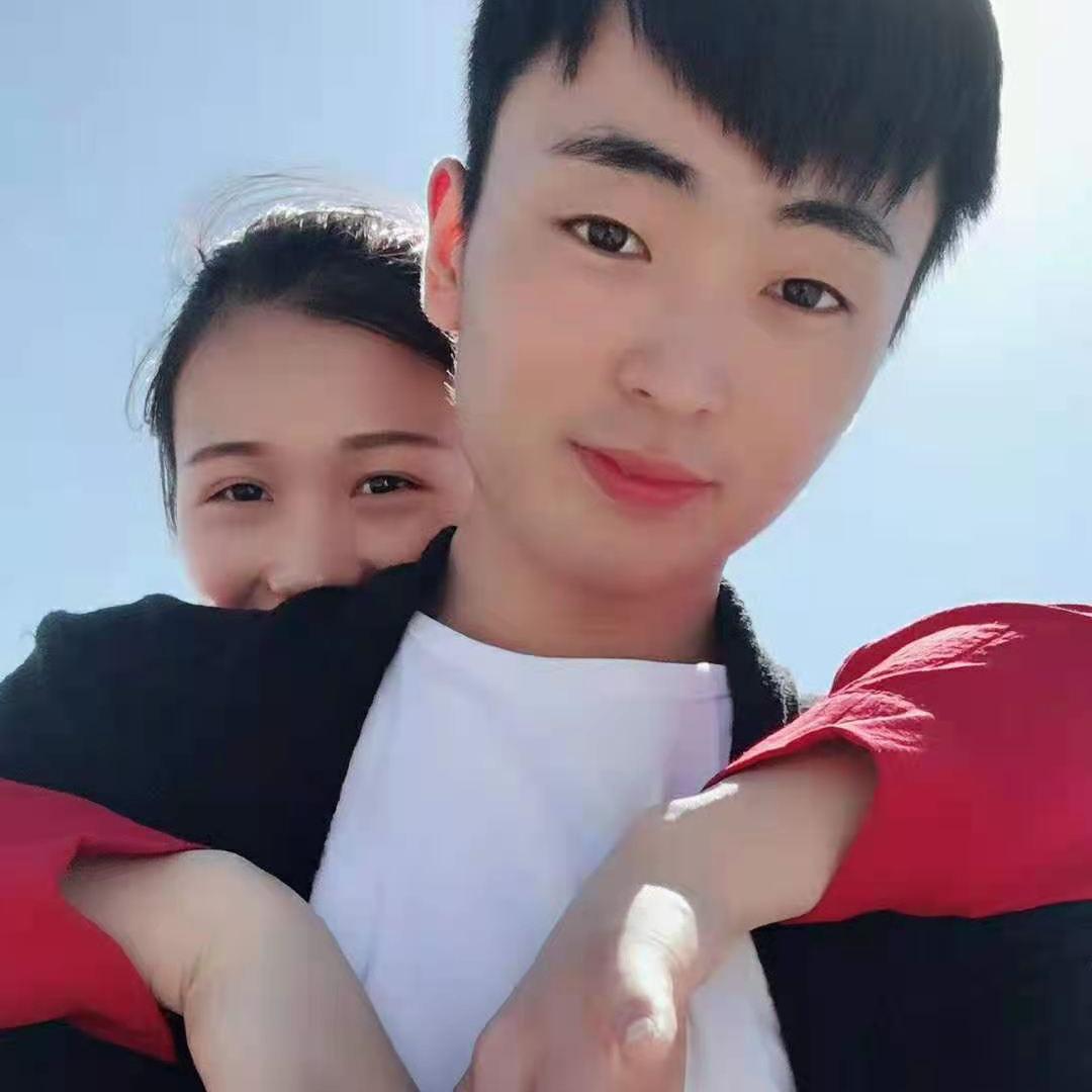 文静♥️19号秋季品牌情侣装